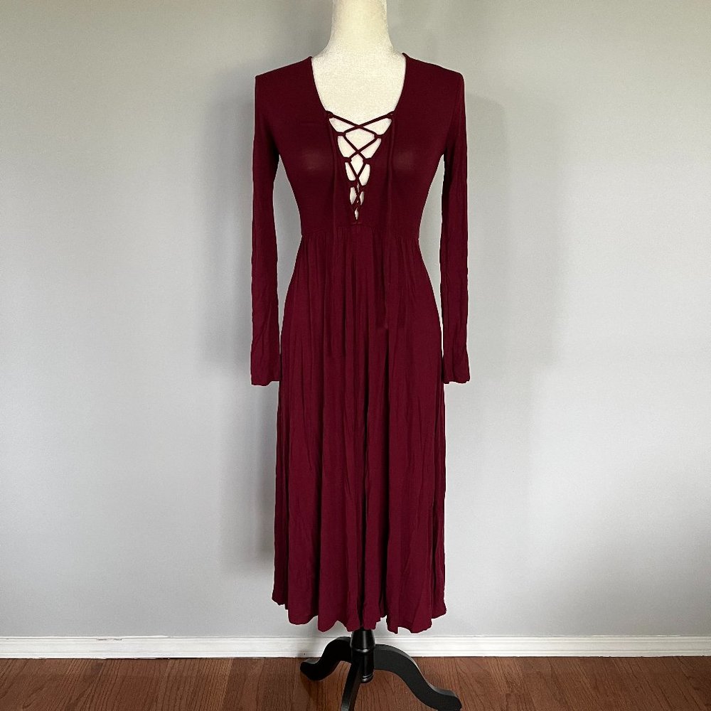Ecoté Fit and Flare Lace Up Burgundy Maxi Dress
